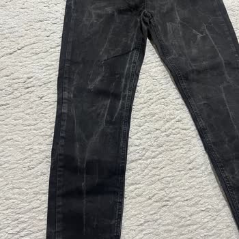 Siyah Kot Pantolonunun Hızlı Renk Solması Ve Mağaza İhmalkârlığı