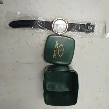 Tev Tekstil Reklam Edilen Saat Yerine Kalitesiz Saat Gönderildi ve İade Süreci Engellendi