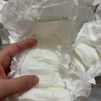 Çırt Çırt Bölümü Yapışık Çıktı Ve Fabrika Hatası