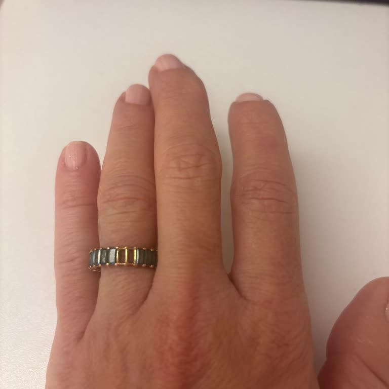 Swarovski Yüzüğümde Taşlar Düştü, Garanti Yardımı Reddedildi