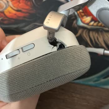 Hepsiburada Garanti Kapsamında Üretim Hatası Nedeniyle Kırılan Kulaklık Onarım Talebi