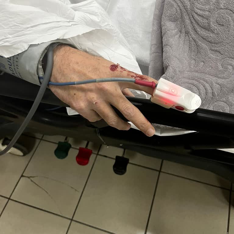 Erciyes Üniversitesi Hastaneleri Acil Serviste Ağır İhmal, Yardım Yok