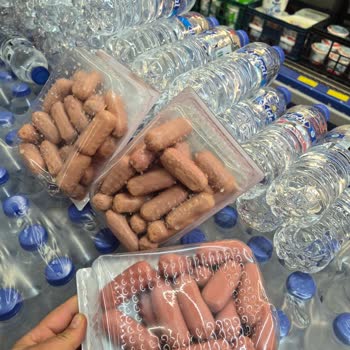 Adana Seyhan Pınar Şubesinde Bozuk Sosis Ürünleri Satışta Kaldı