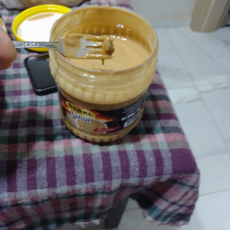 BİM Markette Tahinde Böcek Çıktı, Hijyen Endişesi