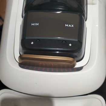 Açılmış Kutu Ve Kırık Düğmeli Elektrikli Süpürge İade Talebi