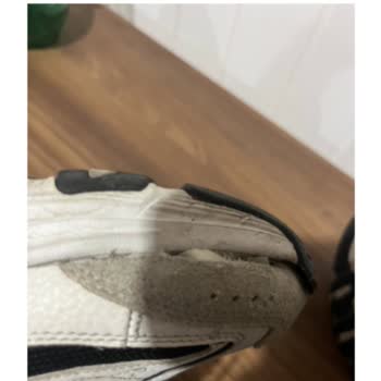 Sert Topuk Ve Yırtı Sorunları Garanti Kapsamındaki Ayakkabının İncelemesi Haksız Reddi