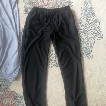 Kalitesiz Pantolonlar Ve Cevapsız İletişim Nedeniyle 1000 TL İade Talebi