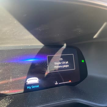 Yeni Renault Clio’da 12V Pil Uyarısı Ve Çekiş Gücü Düşüşü