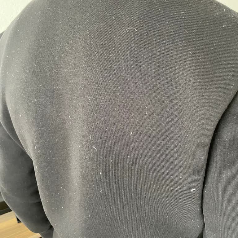 Avva Giyim Satın Aldığımdan Beri Aşırı Derecede Tüy Çıkarıyor