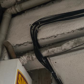 Deprem Riski Olan Binalarda Kolon Ve Kiriş Deliklerini Durduracak İnternet Firmalarına Acil Talep