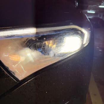 Mercedes EQB 250'de Ön Farların İçten Buğulanması Garanti Talebi