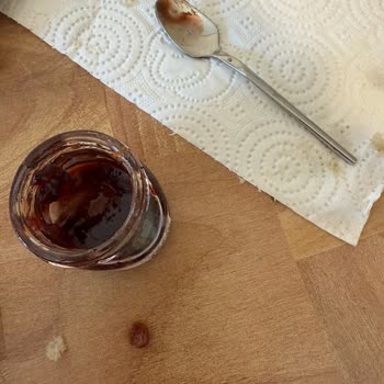 Pol’s Gurme Vişne Reçelinde Sert Parça Çocukları Tehlikeye Soktu