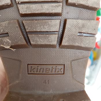 Kısa Sürede Yırtılan Botta Üretim Hatası İddiası Ve Değişim Talebi