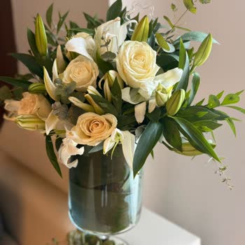 Lilyum Çiçekleri Açık Olmadan Teslim Edildi Ve Yorum Yayınlanmadı