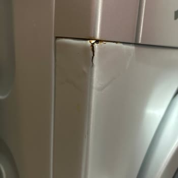 Arçelik Çamaşır Makinesinde Boya Pas Sorunu, Garanti Dışı 800 TL Servis Ücreti Talebi