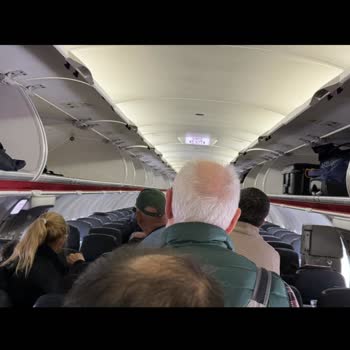 Beschädigtes Handgepäck und erzwungene Aufgabe trotz freier Kabinen bei Air France