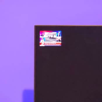Philips TV Kanal Değişiminde Ekran Siyahlaşıyor, Garanti Servisi Ücret İstiyor!
