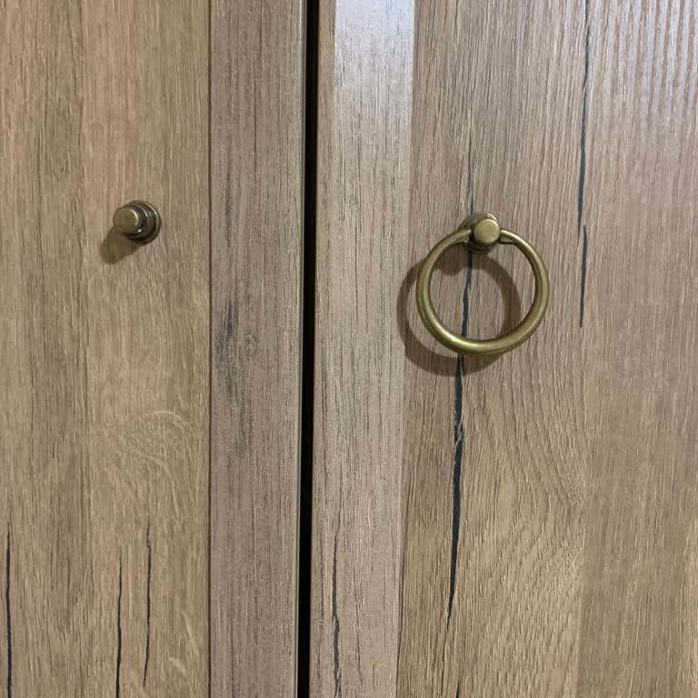 Doğtaş Dolap Kulpları Bir Yılda Koparak 5 Kulp Eksik Kaldı