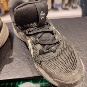 3 Ayda Deforme Olan Ayakkabıya Kullanıcı Hatası Red Kararı Ve Değişim Talebi