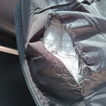 LCW Montu Kısa Sürede Yırtıldı, Kalite Sorunu