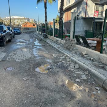 Menemen Seyrek İnönü Mahallesi'nde Tamamlanmayan Kazı Ve Temizlik İhmali