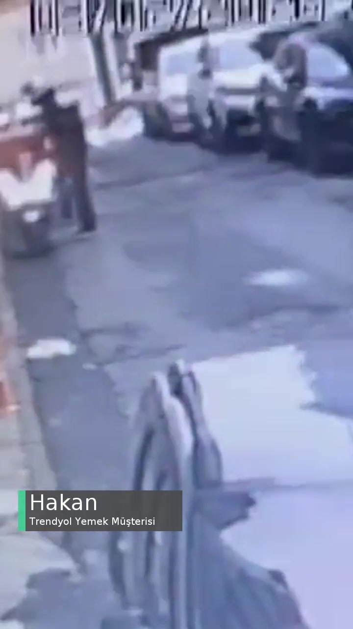 Trendyol Yemek Kuryesinin Tavrı! videonun kapak resmi