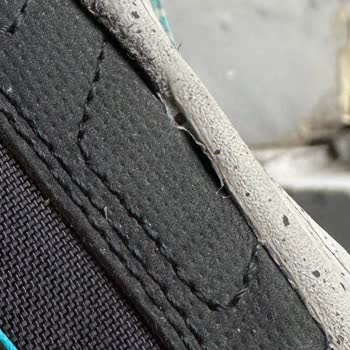 Kışlık Ürünüm Yan Taraflarda Açılma Sorunu, İnceleme Sonuçsuz