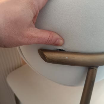 @Caddeluxhome Kısa Süre İçinde Ürünlerin Kumaşlarında Renk Atması, Deformasyon Ve Yırtıklar Oluştu!