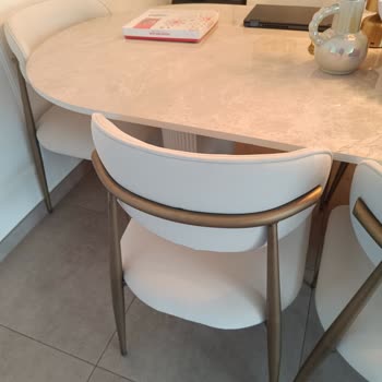 @Caddeluxhome Kısa Süre İçinde Ürünlerin Kumaşlarında Renk Atması, Deformasyon Ve Yırtıklar Oluştu!