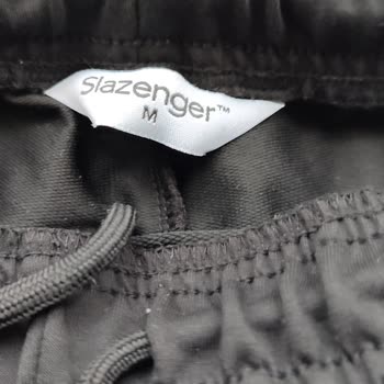Slazenger Eşofmanlarda Kalıp Tutarsızlığı Ve İlk Yıkamada Amblem Dökülmesi