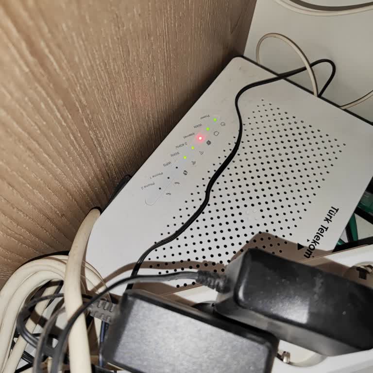 İnternetsiz Günler Ve Geciken Çözüm Süreci