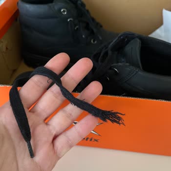 Erkek Botunda Bağcıkların Kısa Sürede Kopması Nedeniyle İade Talebi