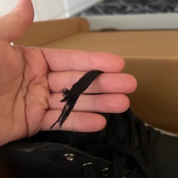 Erkek Botunda Bağcıkların Kısa Sürede Kopması Nedeniyle İade Talebi