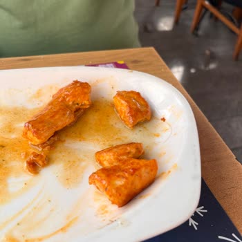 Tavuk Dünyası’nda Kıl İçeren Tabak Ve Ücret İadesi Reddi