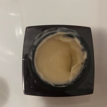 Akmış Ve Bozuk Gelen Krem İçin Değişim Ve İade Talebi