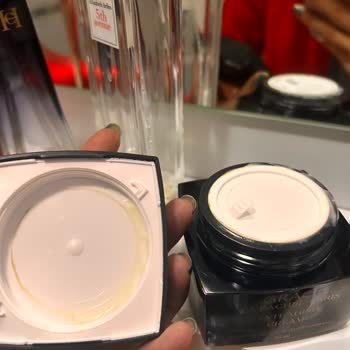 Akmış Ve Bozuk Gelen Krem İçin Değişim Ve İade Talebi