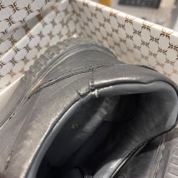 Aynı Model Ayakkabılarda Kısa Sürede Yırtılma Ve Mağazanın Kullanıcı Hatası İddiası