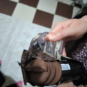 Biskrem Ekstra Paketi Yarım Bisküviyle Çıkması Müşteri Güvenini Zedeliyor