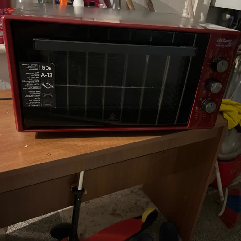 Arzum Midi Fırın Lastiği Sürekli Çıkıyor, Garanti Dışı Ücret Ödedim Ve Sorun Çözülmedi