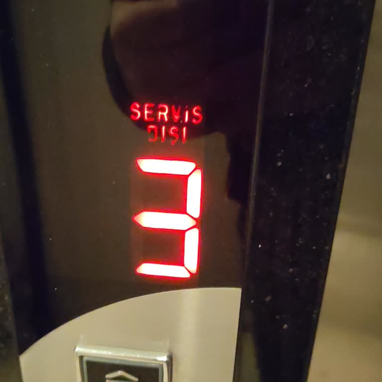 İzmir Konak’ta Düşük Akım Sorunu Kombi Arızasına Yol Açıyor