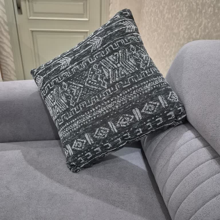 Kırlent Teslimindeki Gecikme Ve Sözlerin İhlali