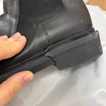 Derimod Botunun Tabanı Kırıldı, Mağaza Ve Müşteri Hizmetleri Çözüm Sunmadı