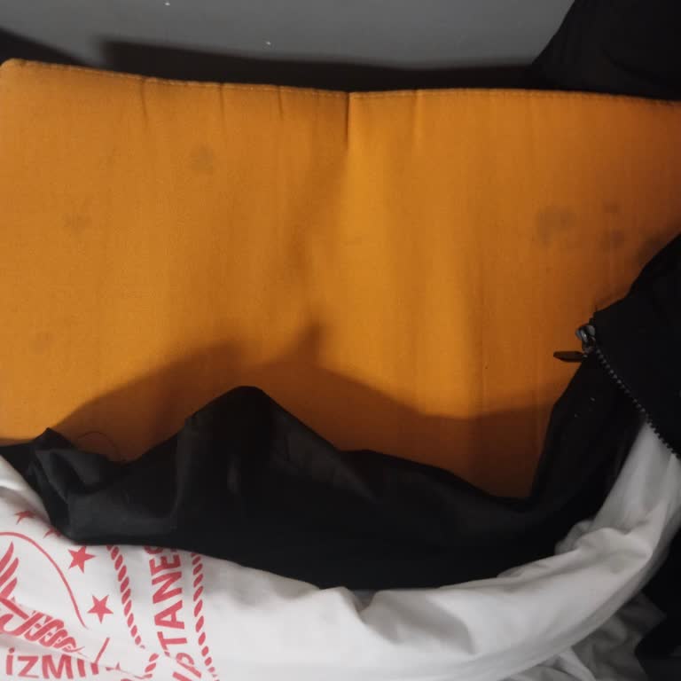 İzmir Şehir Hastanesi Nöroloji 2 Servisinde Kırık Refakatçi Koltuğu Sorunu Çözülmedi