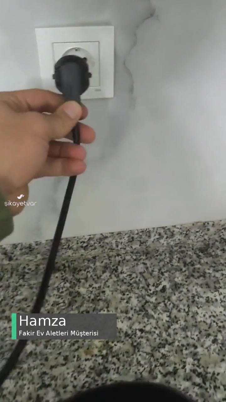 Fakir Kaave Lone Kahve Makinesi videonun kapak resmi