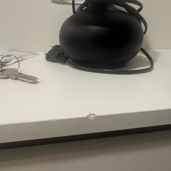 Vivense’den Gelen Kırık Köşe Koltuk ve Ayakkabılık Hasarı İçin 20 Bin TL İadesi Bekleniyor