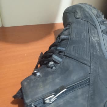 FLO Ayakkabı Derisi Hasar Gören Bota Kullanıcı Hatası Dedi