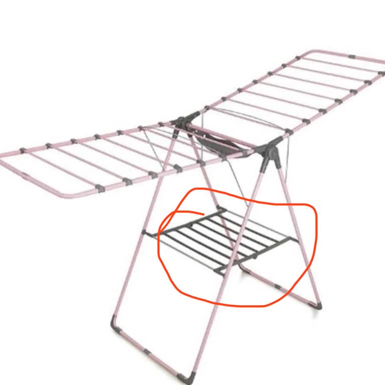 Kırılan Alt Plastik Parça Nedeniyle Çamaşır Kurutmalığında Denge Sorunu Ve Güvenlik Riski