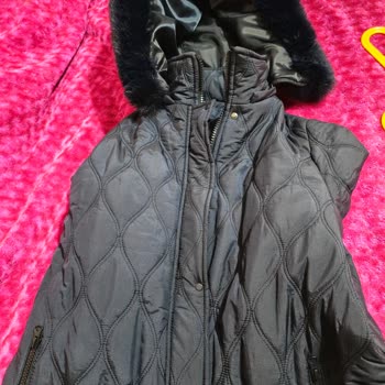 Kapşonlu Mont Fermuarı Gevşek, Etiketsiz Dediği İçin Değişim Reddedildi