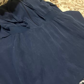 Setrms Mağazasında Yıkama Sonrası Bordo Ve Lacivert Elbiselerin Renk Solması Ve Değişim Talebi