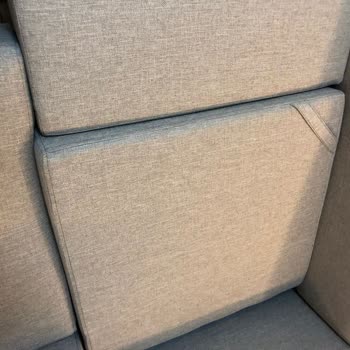 Teslimat Gecikmesi, Defolu Kanepenin Reddedilen Değişimi Ve Kaba Müşteri Hizmetleri Şikayeti